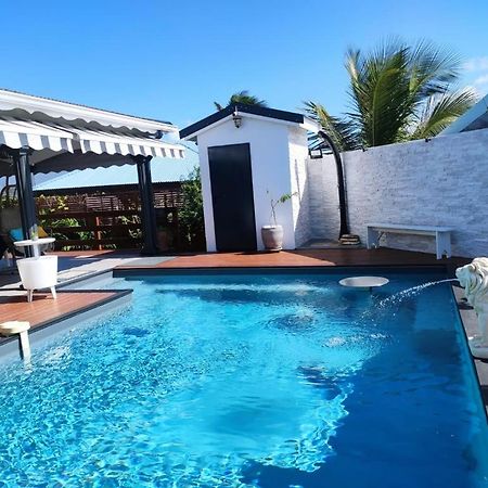 ZANNANNA F1 de charme tout équipé Le Moule avec piscine Extérieur photo